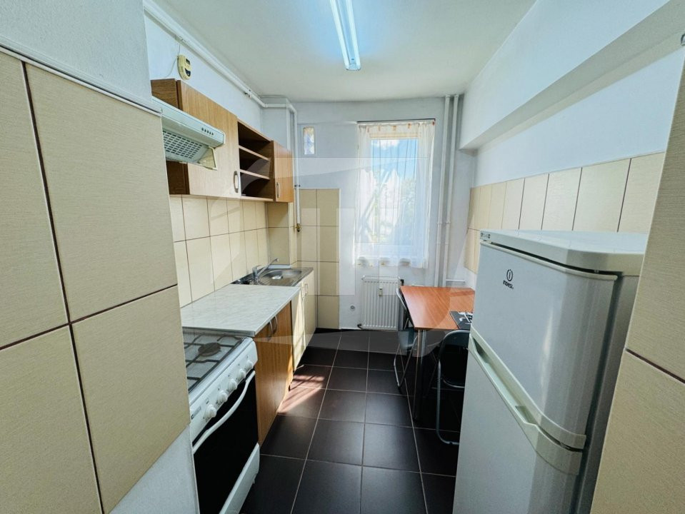 Apartament cu 2 camere, etaj intermediar, zona strazii Unirii