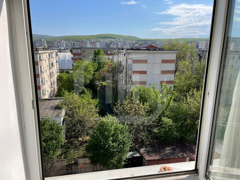 Apartament cu 3 camere decomandate, 2 bai, 2 balcoane, zona Calea Manastur