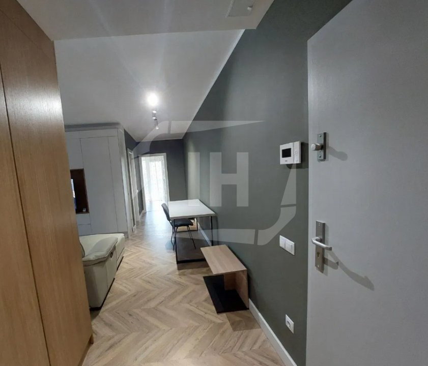 Apartament 2 camere, modern, zona Frunzisului