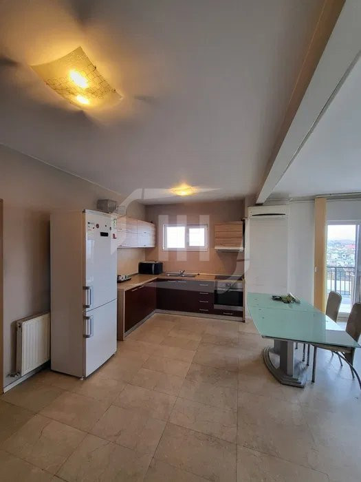 Apartament 3 camere, 85 mp + 2 balcoane, Zona Observatorului