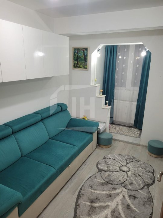 Apartament cu 3 camere, zona Eroilor Floresti