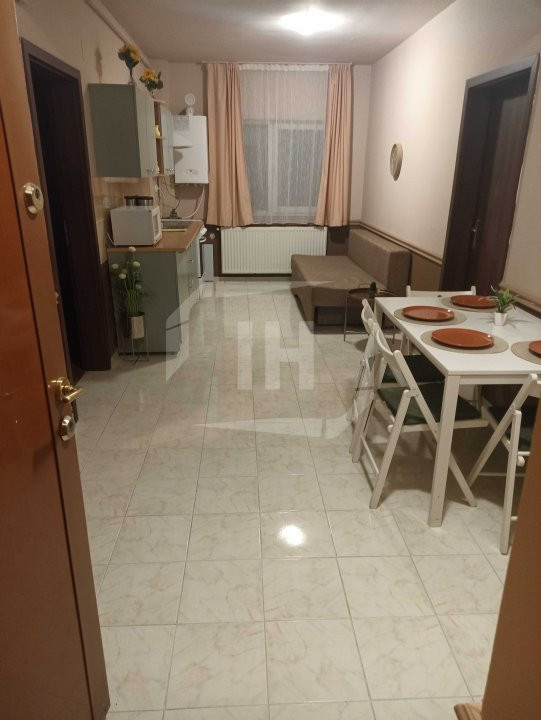 Apartament cu 2 camere, decomandat, parcare