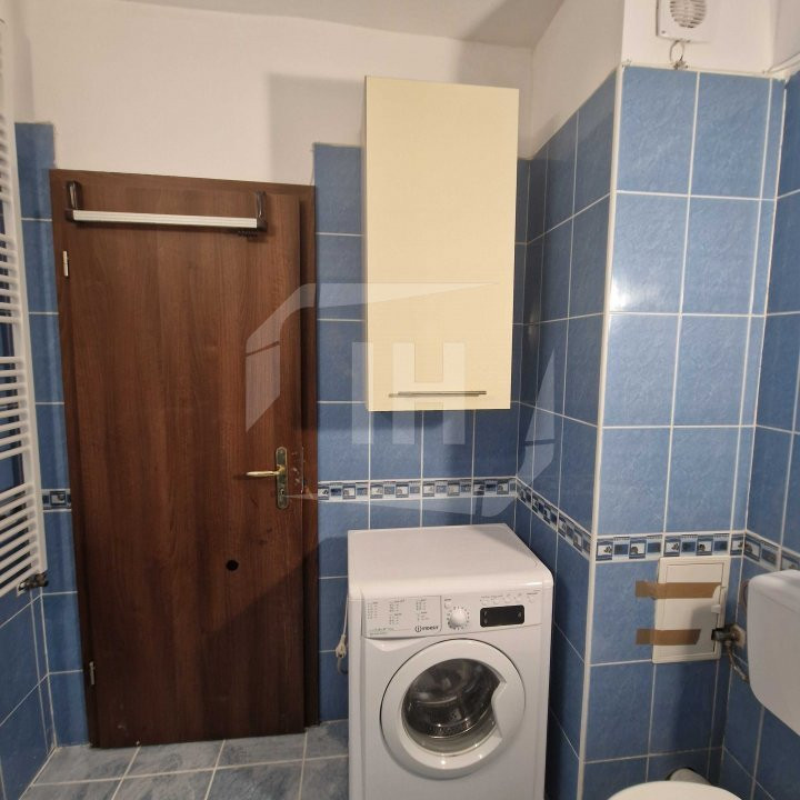 Apartament cu 2 camere, decomandat, parcare