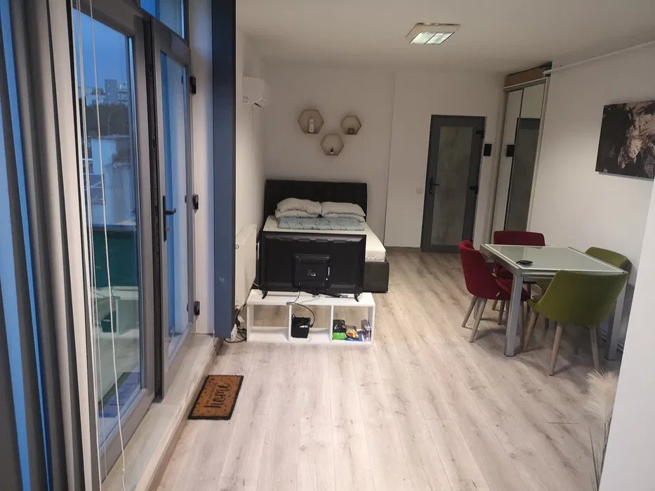 Apartament modern, o camera + terasa, AC, PET FRIENDLY,  Zona Observatorului