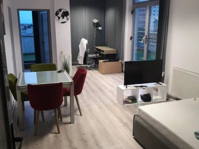 Apartament modern, o camera + terasa, AC, PET FRIENDLY,  Zona Observatorului