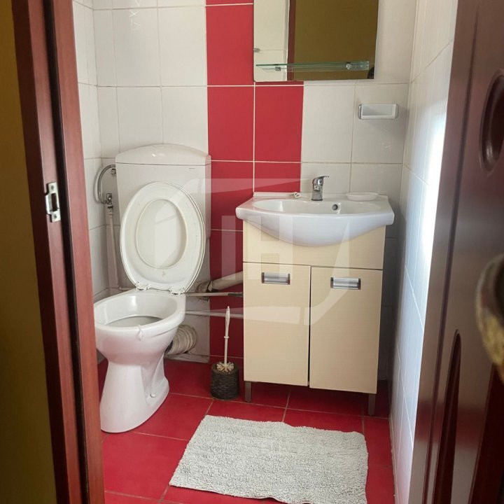 Apartament cu 3 camere decomandat, zona Aurel Vlaicu