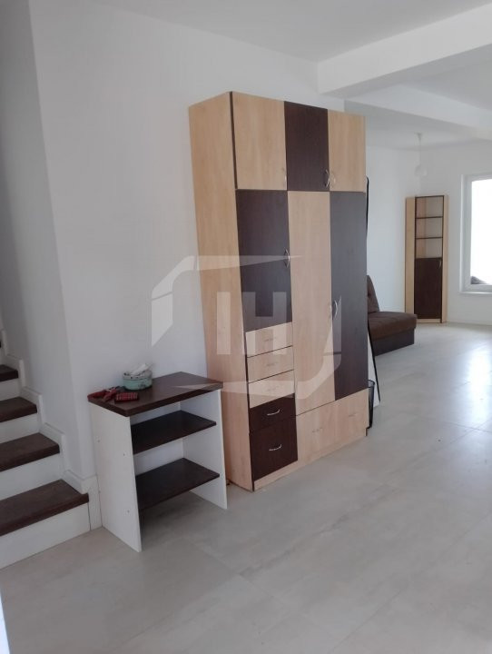 CASĂ INDIVIDUALĂ 130 MP + CURTE + GARAJE, ZONA RĂZOARE