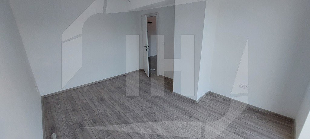 Apartament 2 camere, etaj intermediar, Dambul Rotund