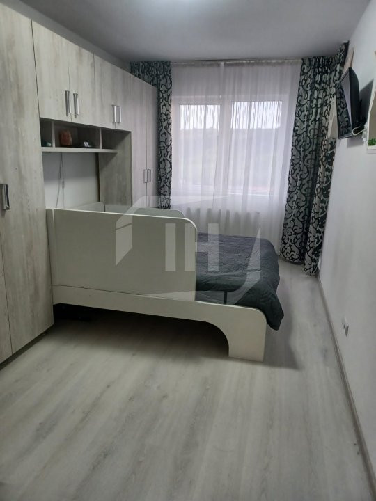 Apartament 3 camere, parcare subterana, zona Regal