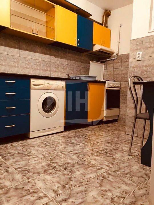 Apartament 2 camere, decomandat, 53 mp, balcon, etaj 3 in Marasti!