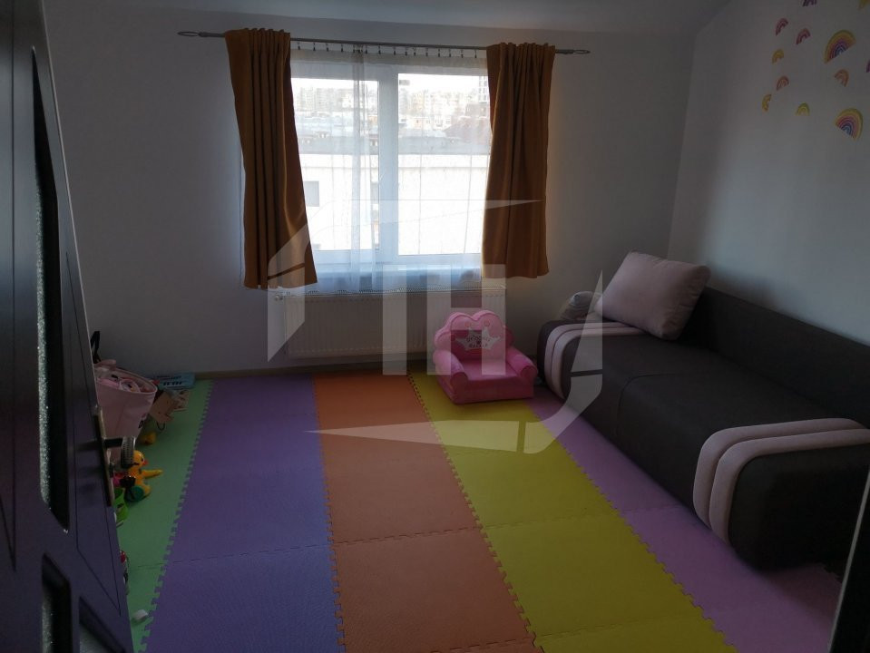 Apartament 3 camere, 2 bai, 75 mp utili + 80 mp de pod pe Scortarilor!