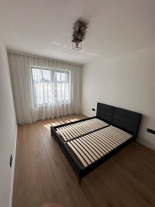 Apartament cu 2 camere, bloc nou, etaj intermediar