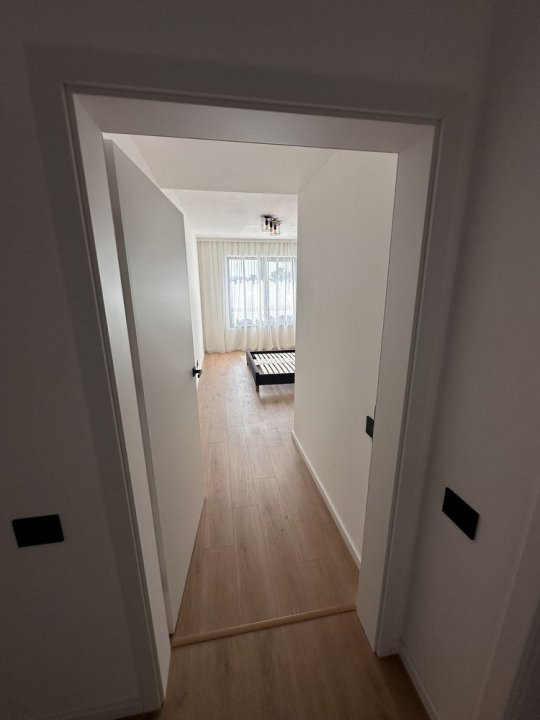 Apartament cu 2 camere, bloc nou, etaj intermediar