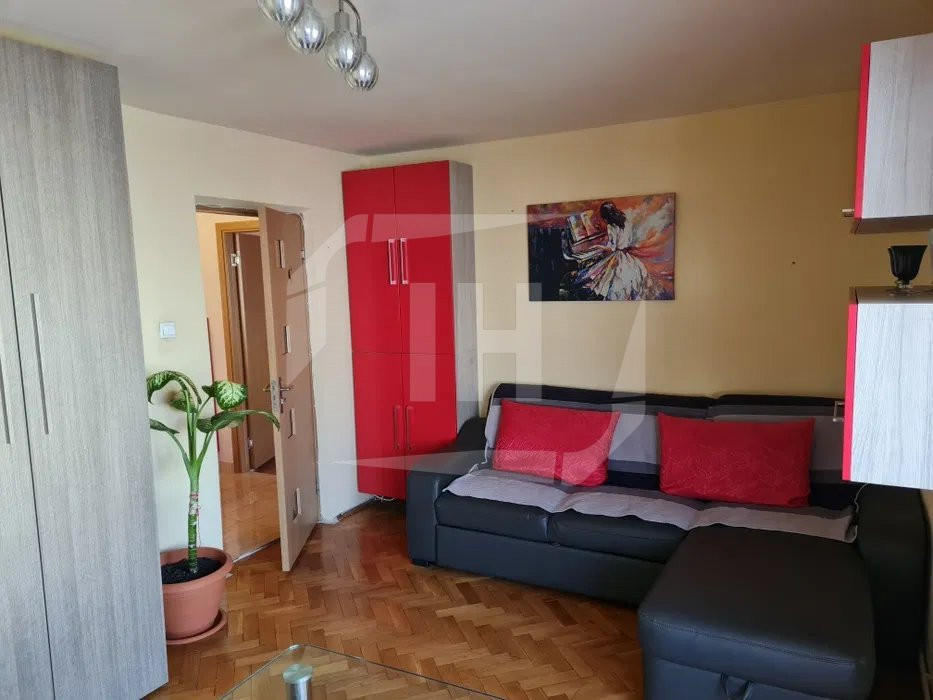 Apartament 3 camere, decomandat, parcare, Zona Kaufland-Mărăști