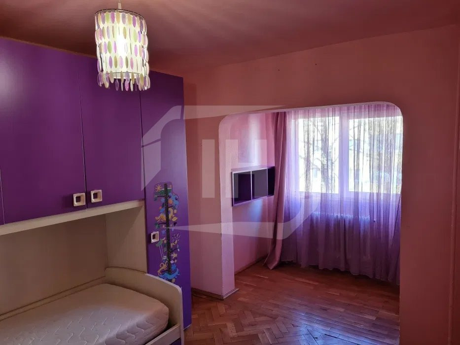 Apartament 3 camere, decomandat, parcare, Zona Kaufland-Mărăști