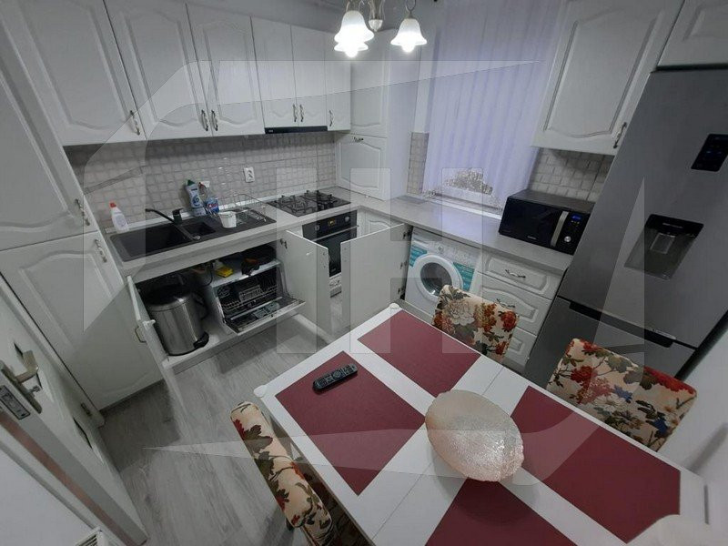 Apartament 3 camere, etaj 2, parcare, dressing, Manastur