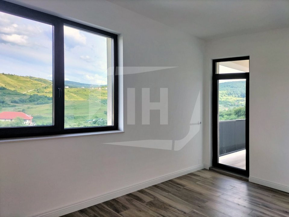 Duplex nou, finisat, 5 camere, 300 mp teren