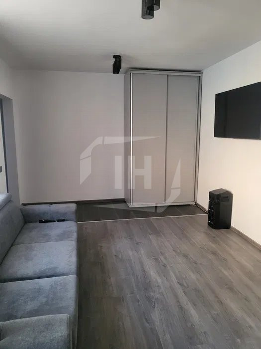 apartament 3 camere, 59 mp utili, la cheie, parcare inclusa