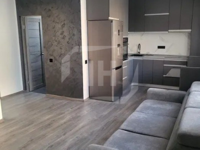 apartament 3 camere, 59 mp utili, la cheie, parcare inclusa