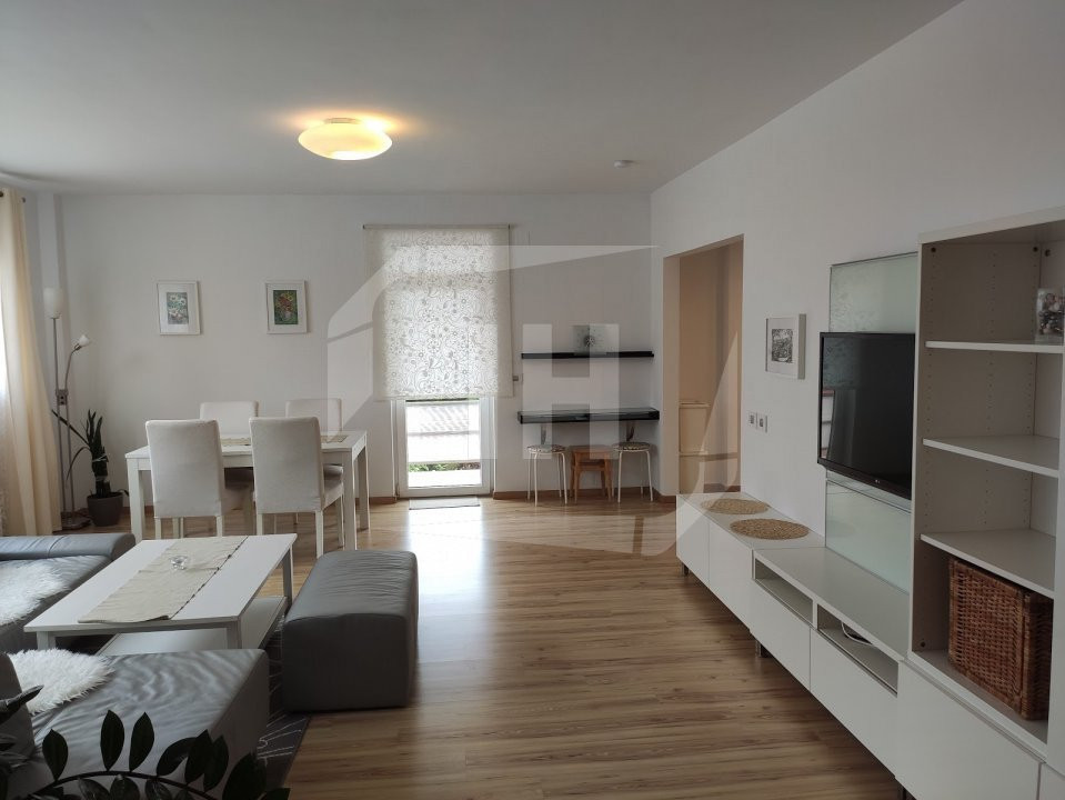 Apartament 3 camere,, etajul 1, garaj, cartier Buna Ziua