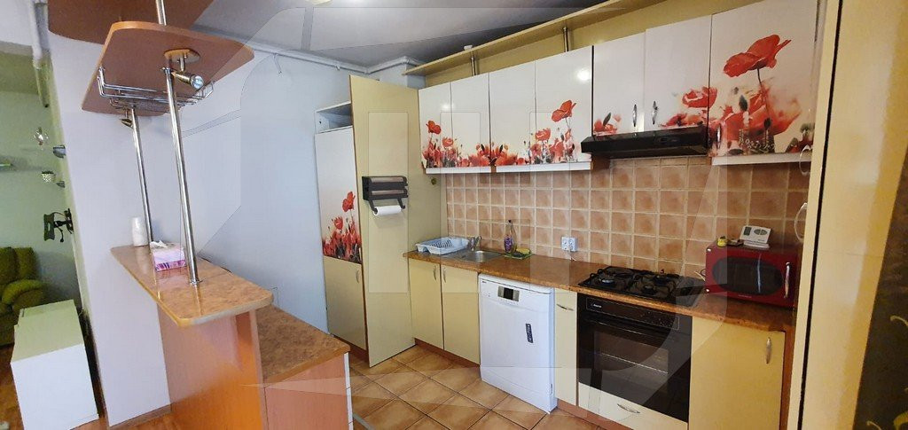 Apartament 2 camere, etaj intermediar, Buna ziua