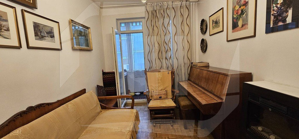 Apartament 3 camere, etaj intermediar, Piata Mihai Viteazu