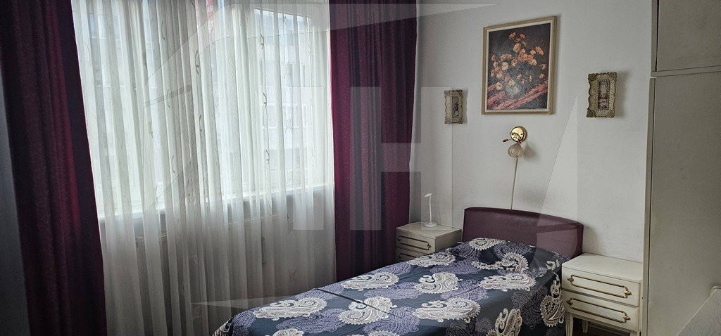 Apartament 3 camere, etaj intermediar, Piata Mihai Viteazu