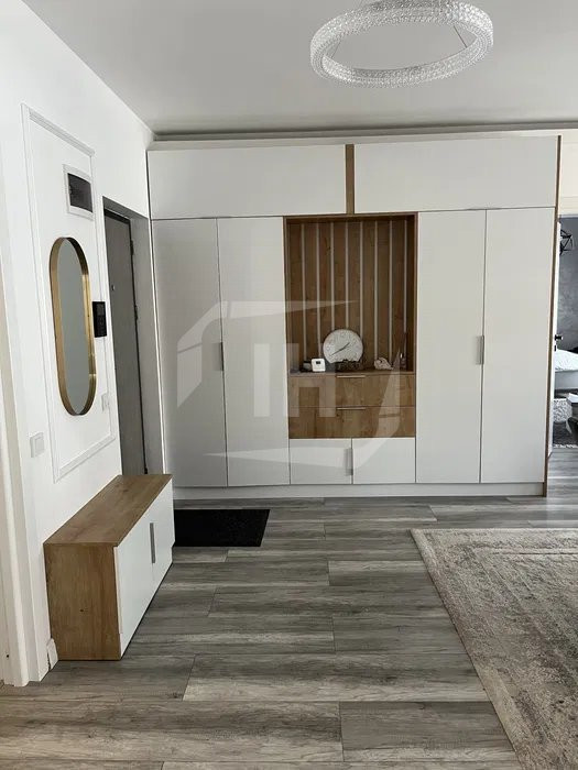 Apartament 3 camere, 70 mp utili, la cheie