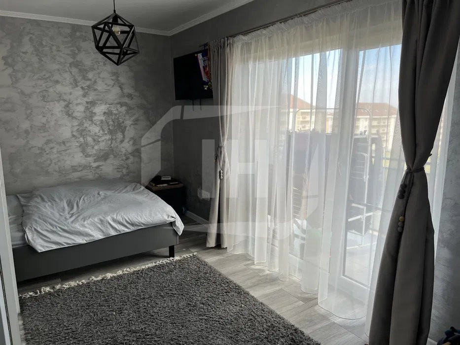 Apartament 3 camere, 70 mp utili, la cheie