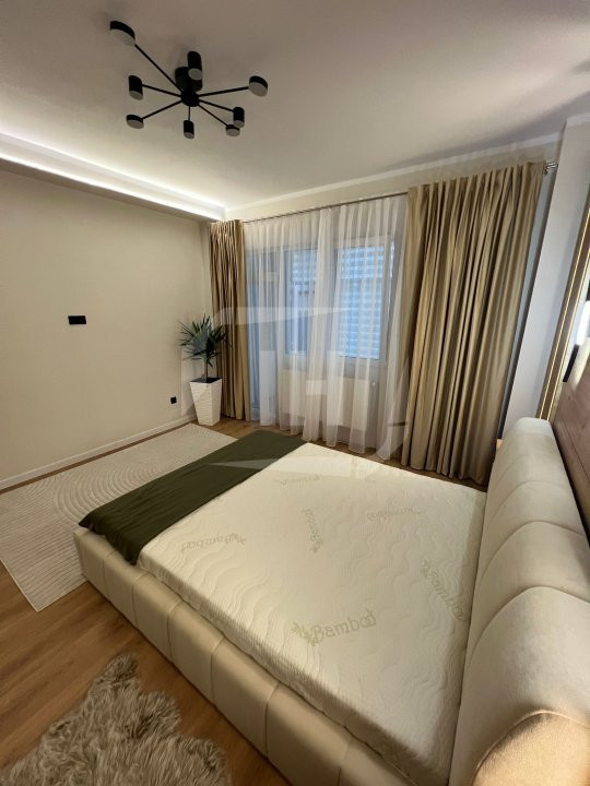 Apartament 2 camere, 54 mp, balcon, terasa 20 mp, la cheie, in Borhanci!