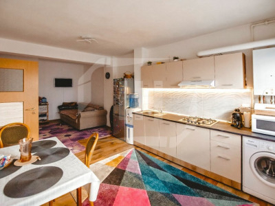 Apartament cu 2 camere,  48 mp utili, parcare inclusa