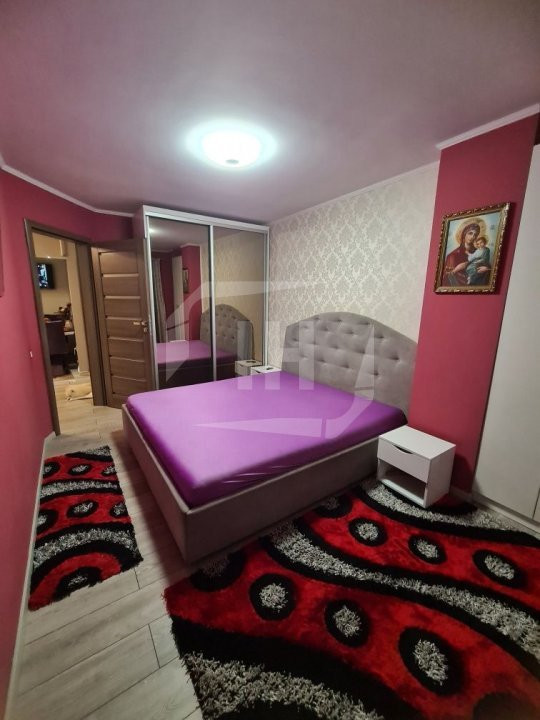 Apartament cu 3 camere, parcare, zona Calea Baciului