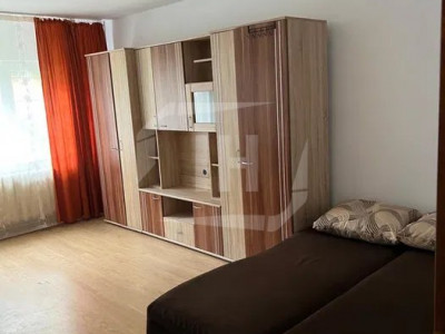 Apartament 3 camere, decomandat, zona Observatorului