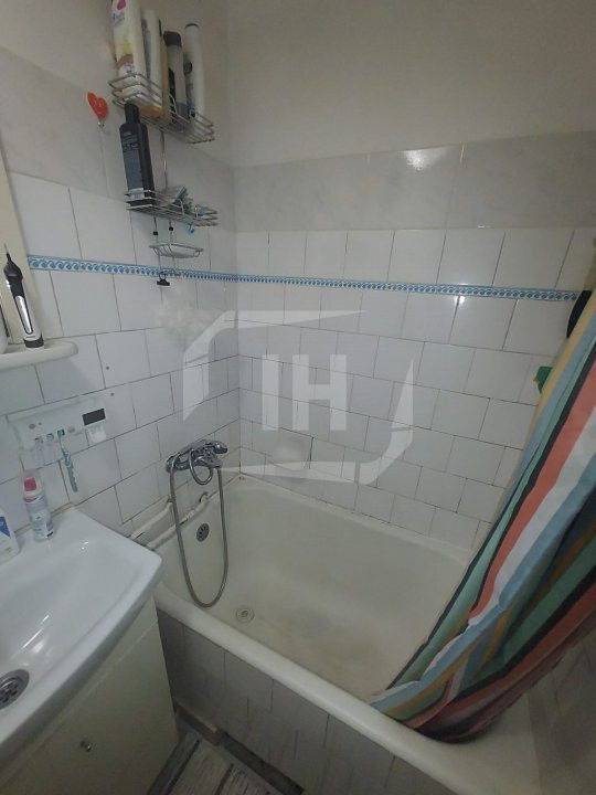 Apartament cu 2 camere, zona strazii Alverna