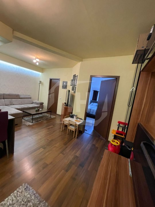 Apartament 2 camere, la cheie, etaj INTERMEDIAR