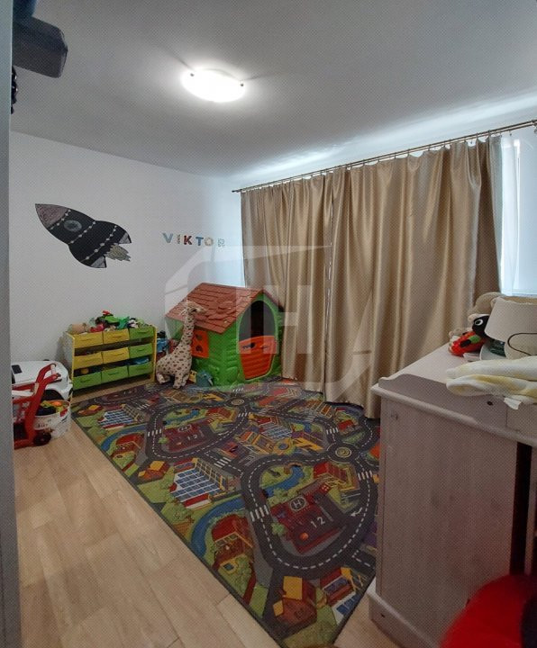 Apartament penthouse 3 camere 70 mp utili+ terasa 75 mp, Vivo