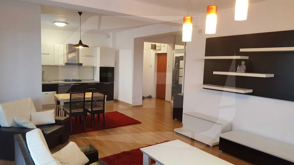 Apartament cu 3 camere, terasa de 24 mp, parcare, zona Andrei Muresanu