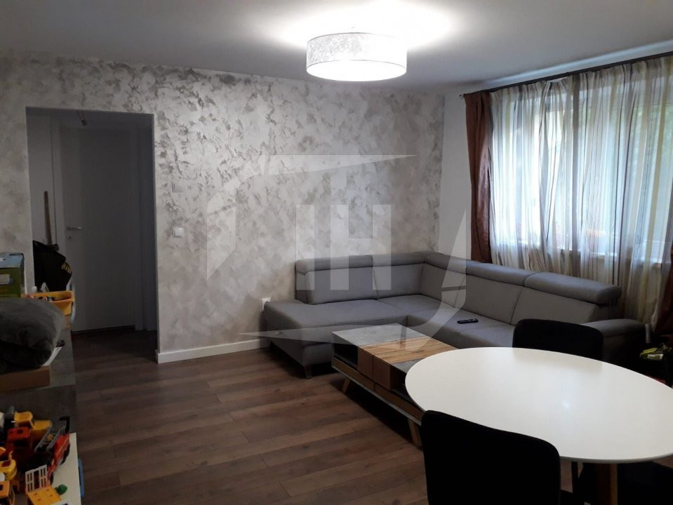 Apartament cu 3 camere, etaj intermediar, Gheorgheni