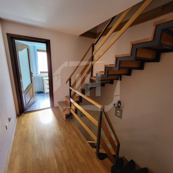 Casa 4 camere, garaj, zona Stadionului