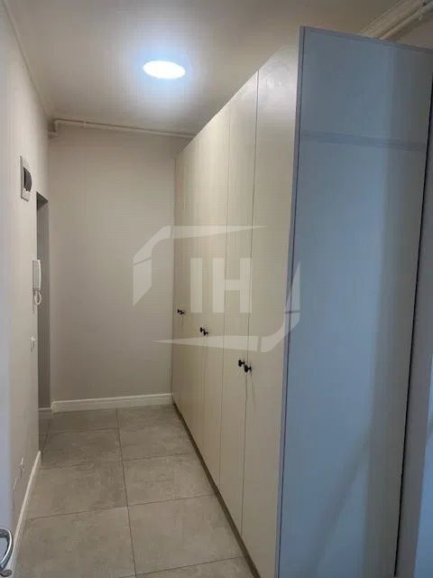 Apartament 2 camere, decomandat, parcare, Grigorescu