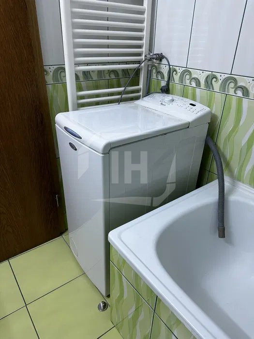 Apartament 2 camere, balcon, parcare subterană, MĂNĂȘTUR