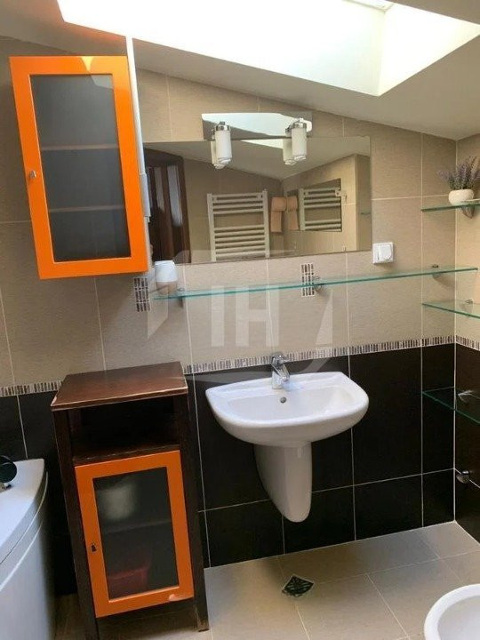 Apartament 3 camere 100mp, garaj, terasa 30mp, Buna Ziua