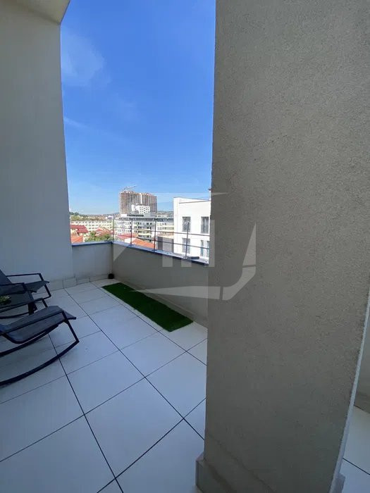 Penthouse, 2 camere, terasa, zona Centrala