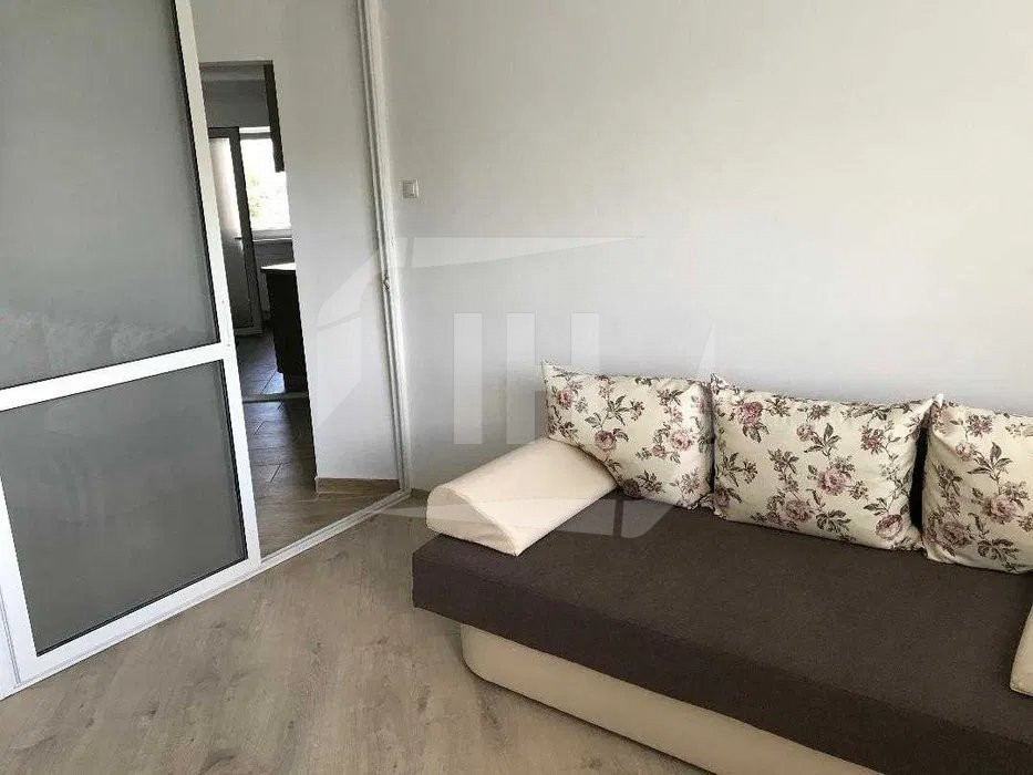 Apartament 3 camere + balcon, decomandat, Zona Kaufland-Mănăștur