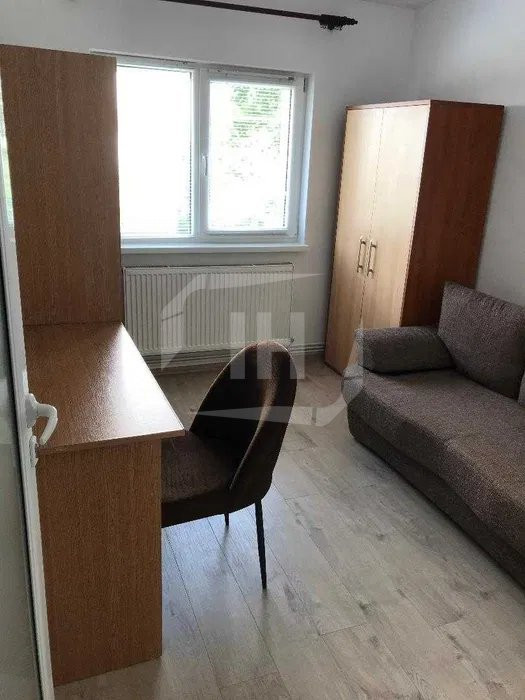 Apartament 3 camere + balcon, decomandat, Zona Kaufland-Mănăștur