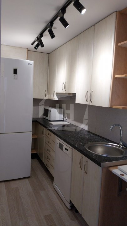 Apartament 2 camere, decomandat, 2 băi, PET FRIENDLY, curte, IRIS