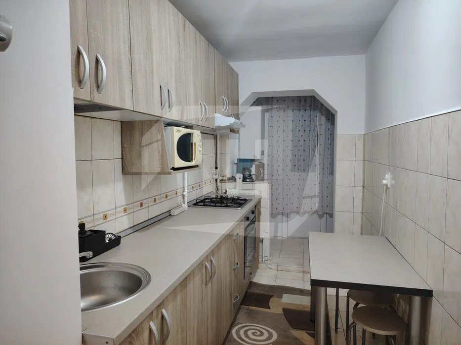 Apartament 2 camere, decomandat, Manastur, zona Mehedinti