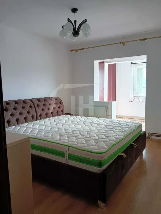 Apartament 3 camere, decomandat, 2 băi, balcon, Zona EXPO TRANSILVANIA