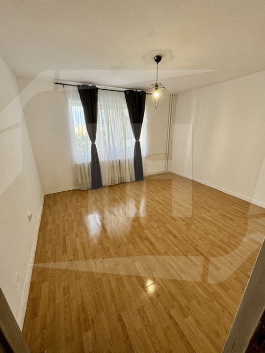 Apartament 2 camere finisat, etaj intermediar, zona bazei sportive