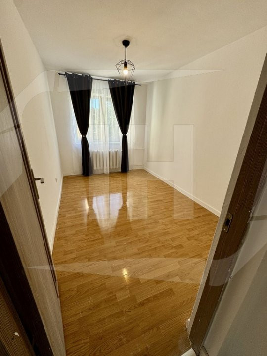 Apartament 2 camere finisat, etaj intermediar, zona bazei sportive